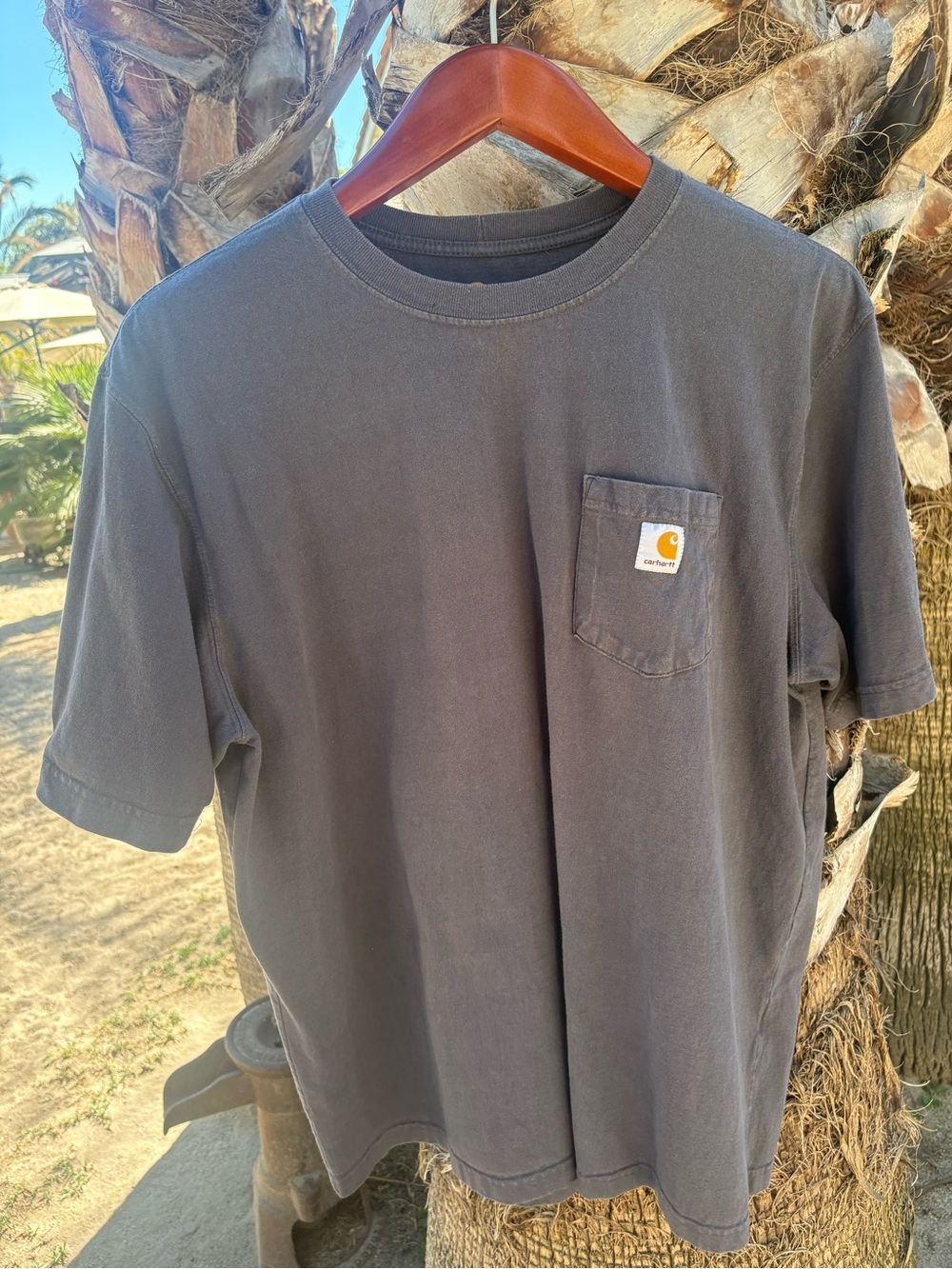 Carhartt Men's Short Sleeve Pocket Tee in Charcoal